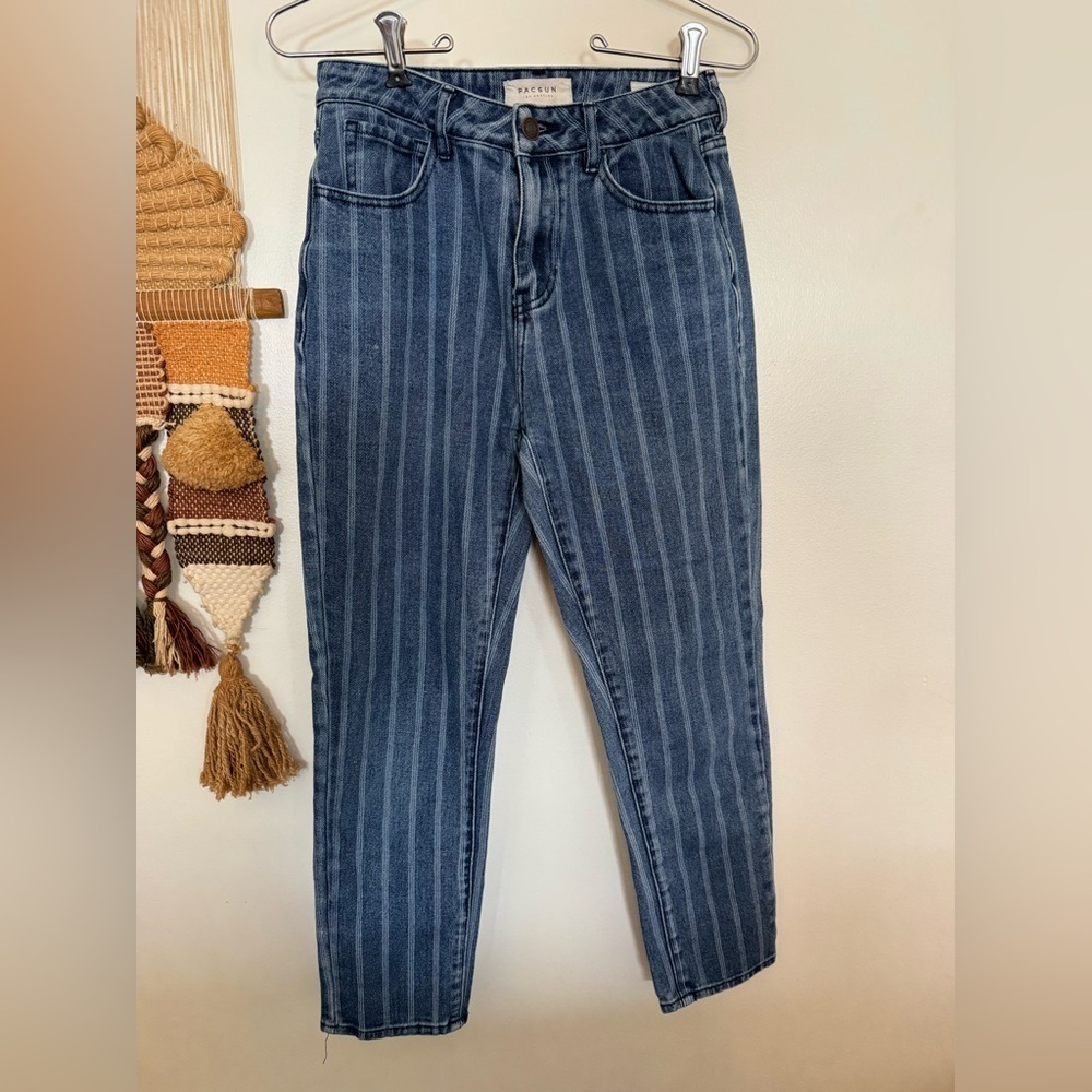 Pacsun Blue Denim Striped High Rise Mom Jeans Size 25